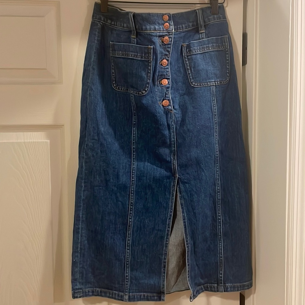 Madewell button up denim skirt